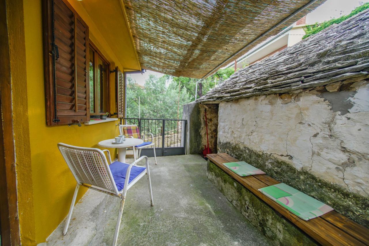 Holiday Home Jere Postira Kültér fotó